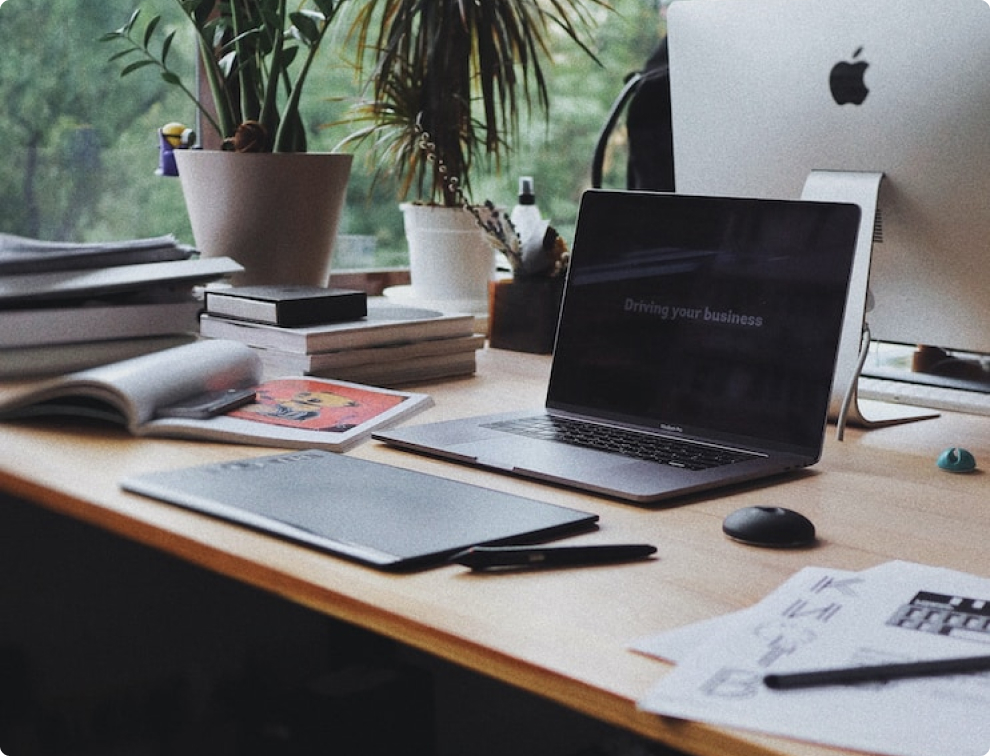 Contacta con nosotros